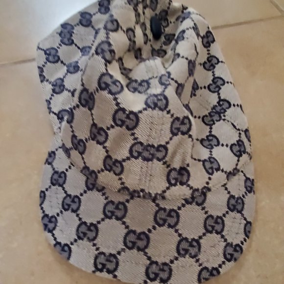 gg supreme canvas baseball hat